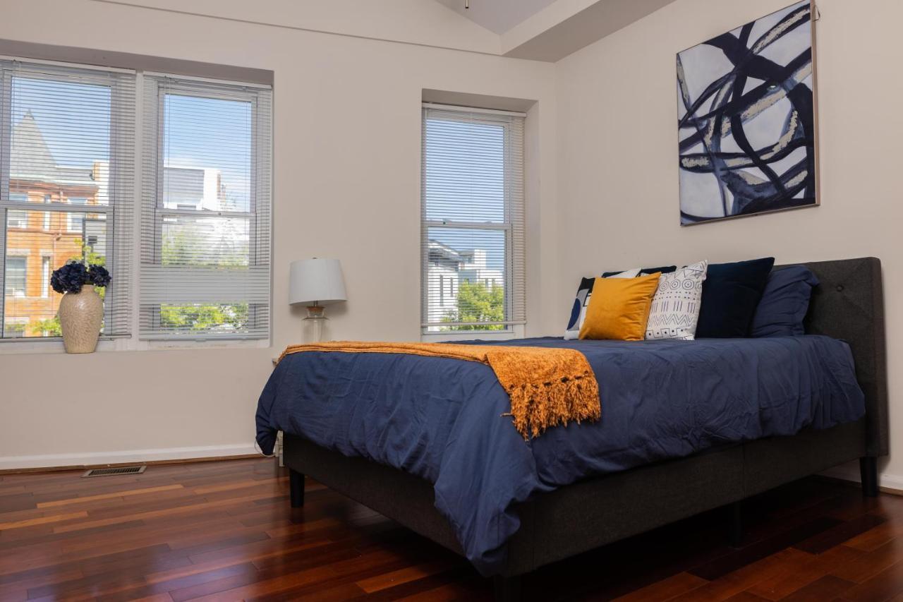 Beautiful 2br Outside U Street Corridor Apartamento